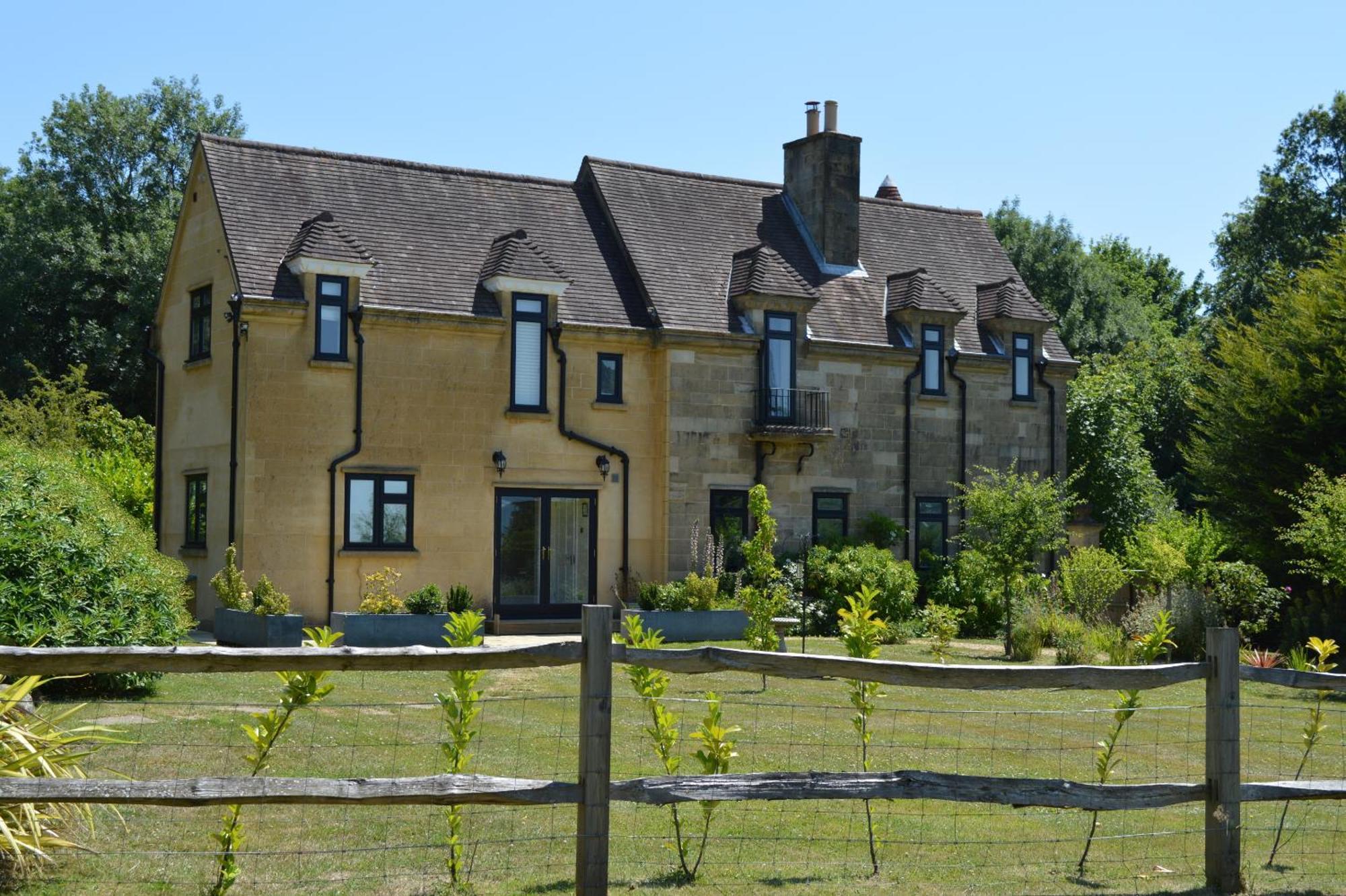 East Lodge Bolney Exterior foto